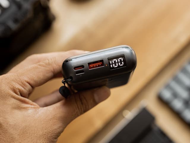 Batterie externe avec écran de charge digital